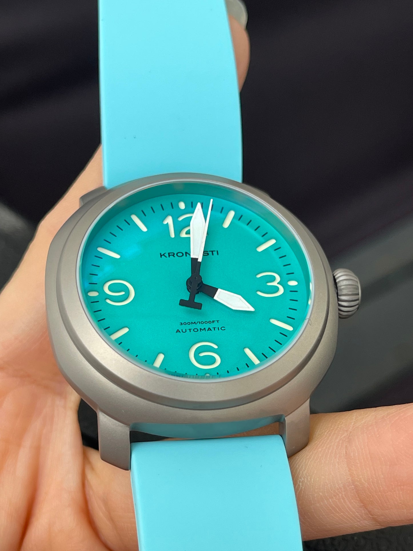 KRONOSTI Voyager Horizon – Three-Hand Titanium