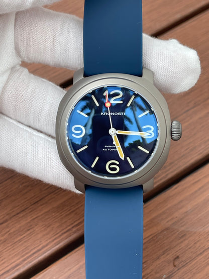 KRONOSTI Voyager Horizon – Three-Hand Titanium