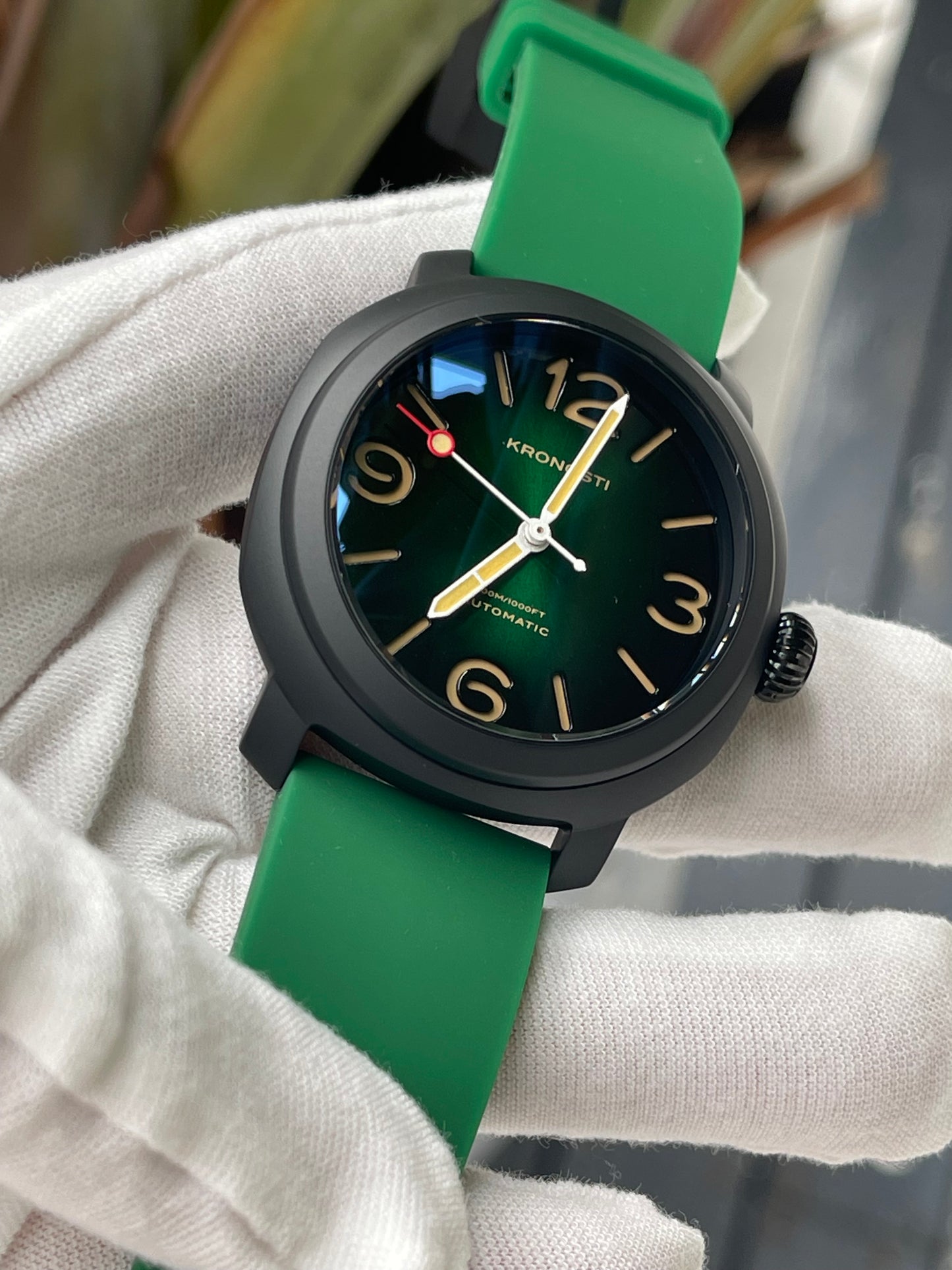 KRONOSTI Voyager Horizon – Three-Hand Black Titanium