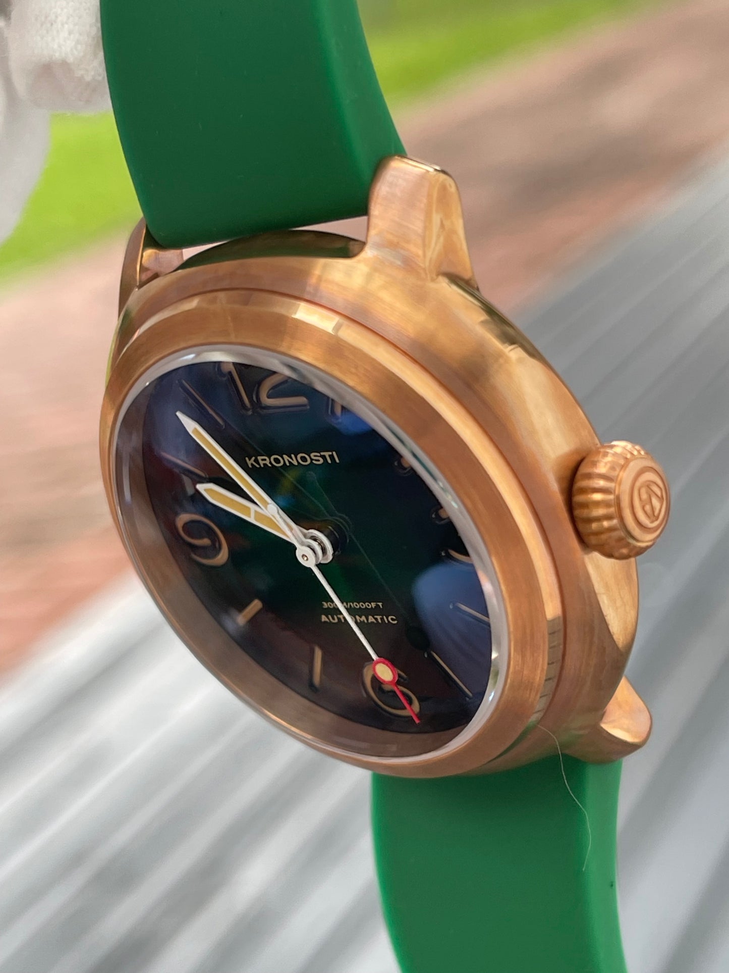 KRONOSTI Voyager Horizon – Three-Hand Bronze