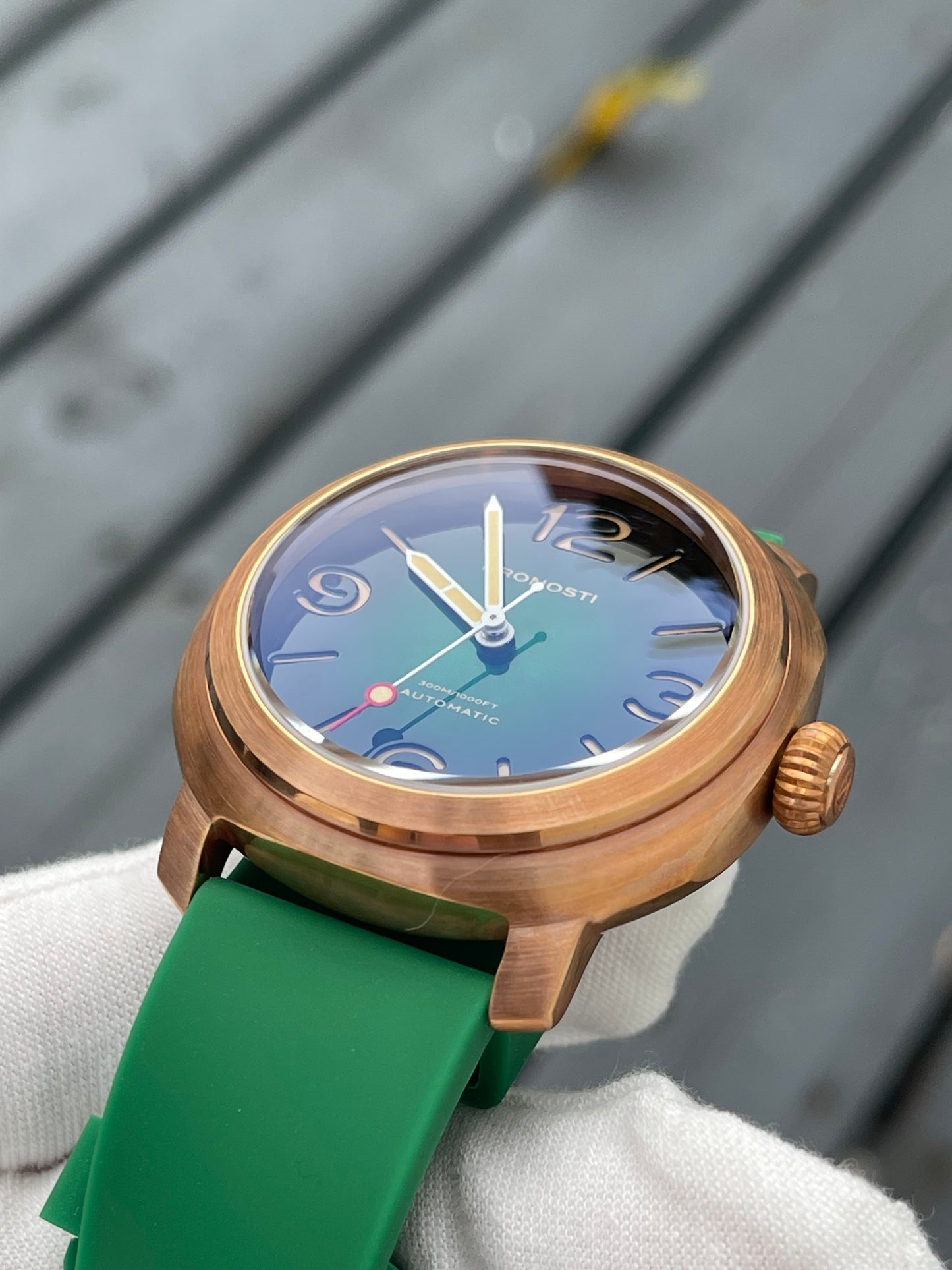 KRONOSTI Voyager Horizon – Three-Hand Bronze