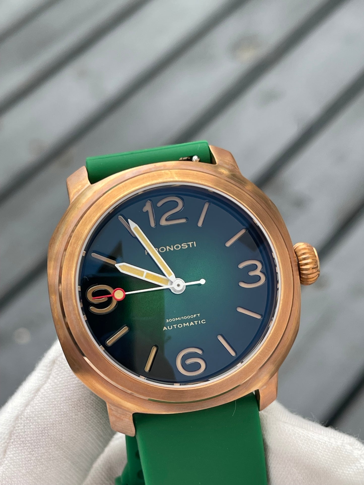 KRONOSTI Voyager Horizon – Three-Hand Bronze