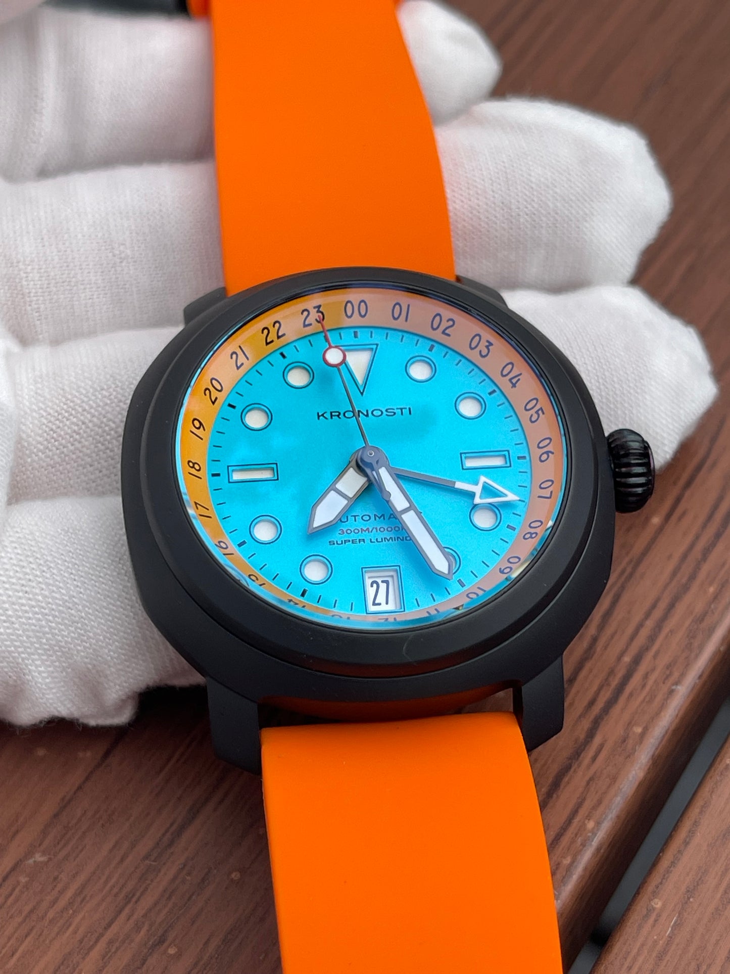 KRONOSTI Voyager Horizon – GMT Black Titanium