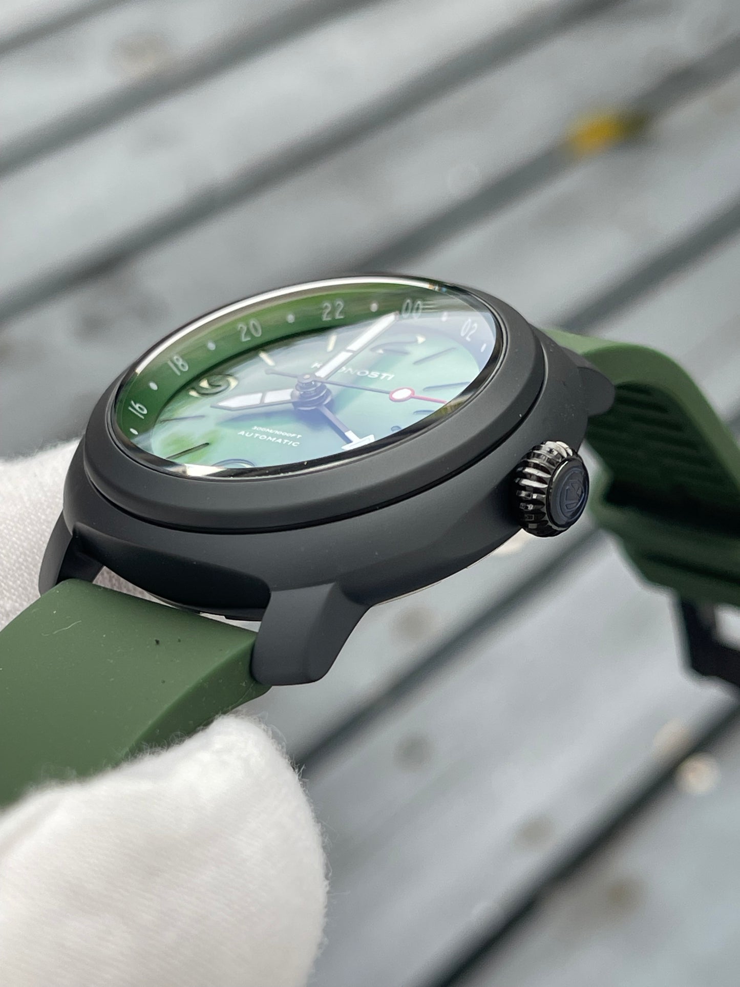 KRONOSTI Voyager Horizon – GMT Black Titanium