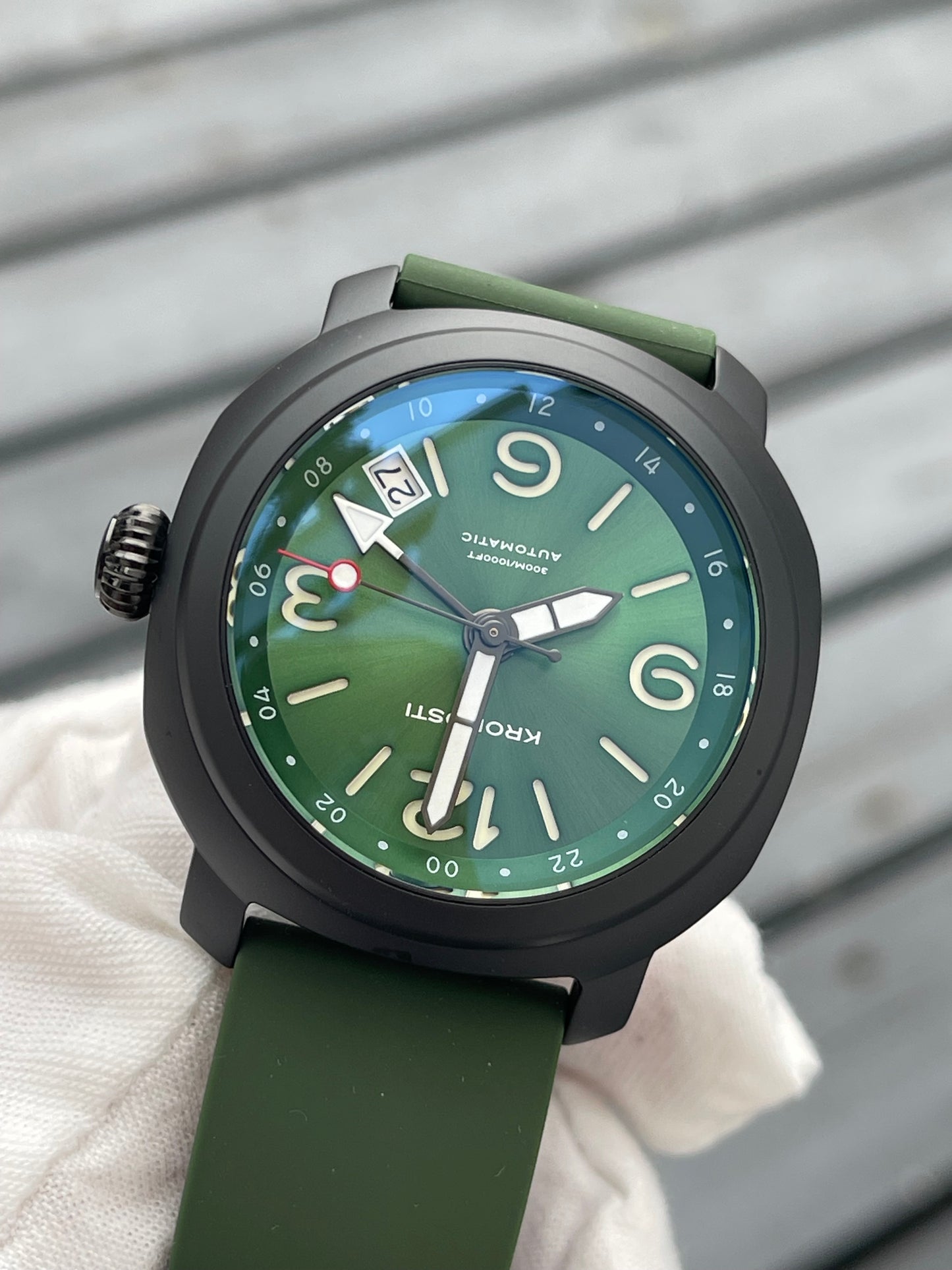 KRONOSTI Voyager Horizon – GMT Black Titanium