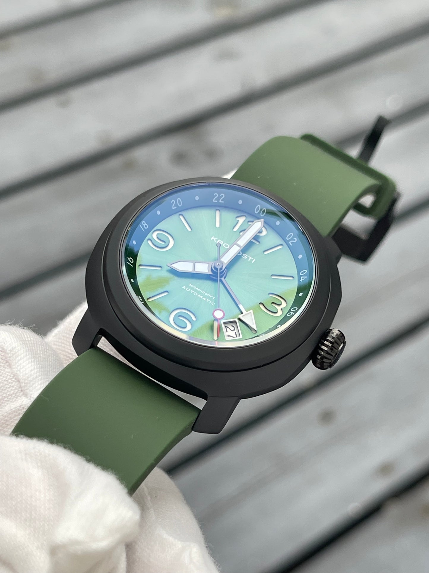 KRONOSTI Voyager Horizon – GMT Black Titanium