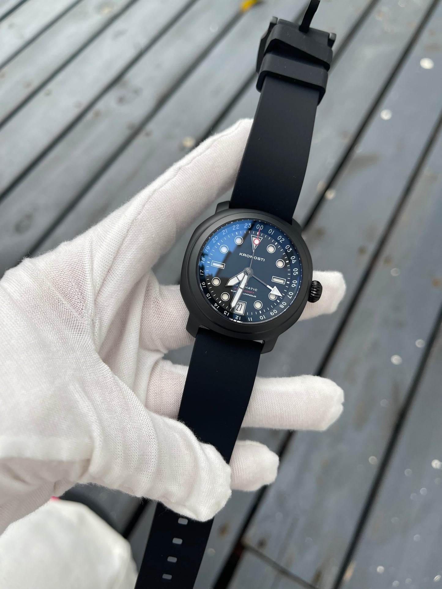 KRONOSTI Voyager Horizon – GMT Black Titanium