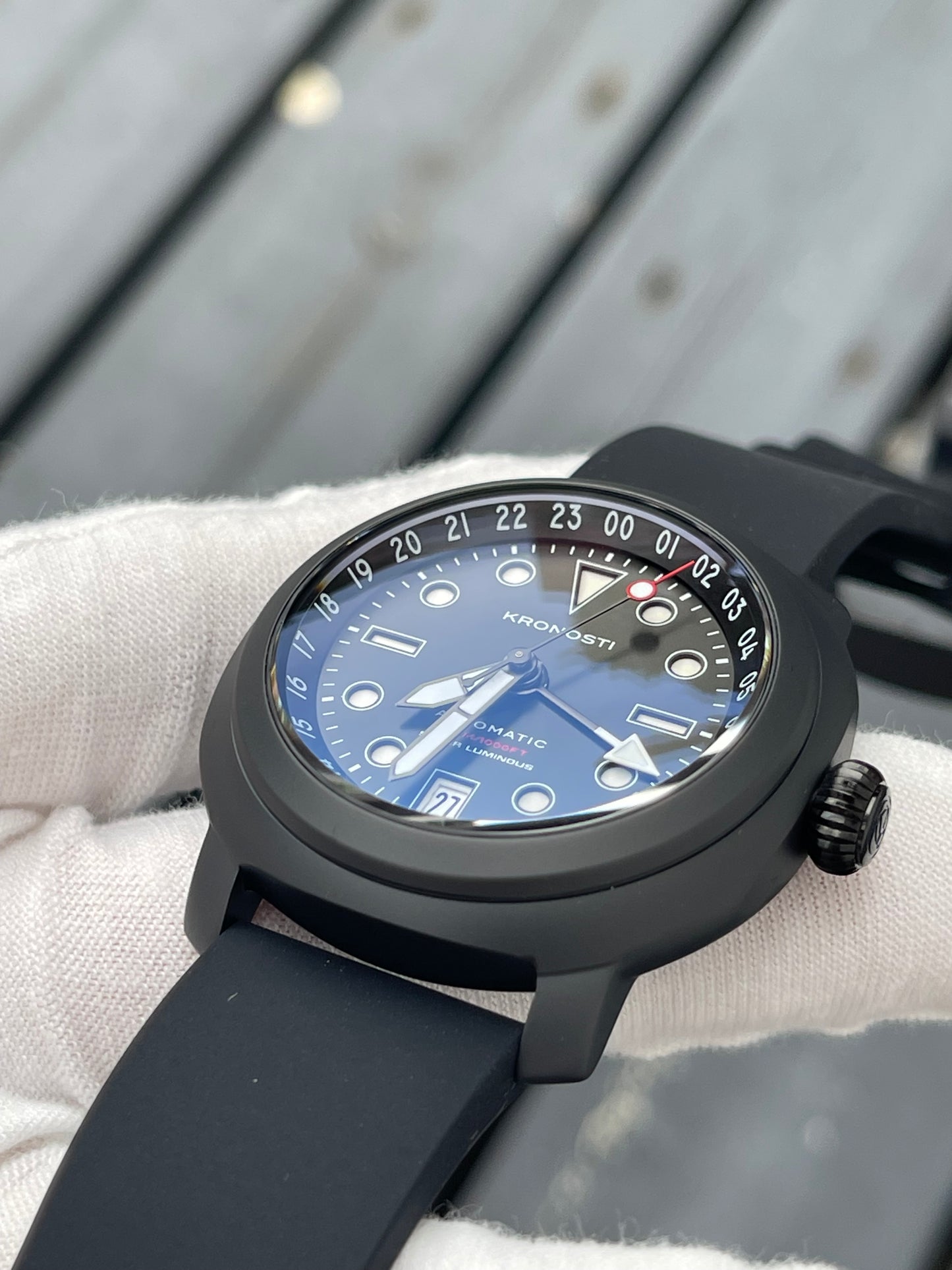 KRONOSTI Voyager Horizon – GMT Black Titanium
