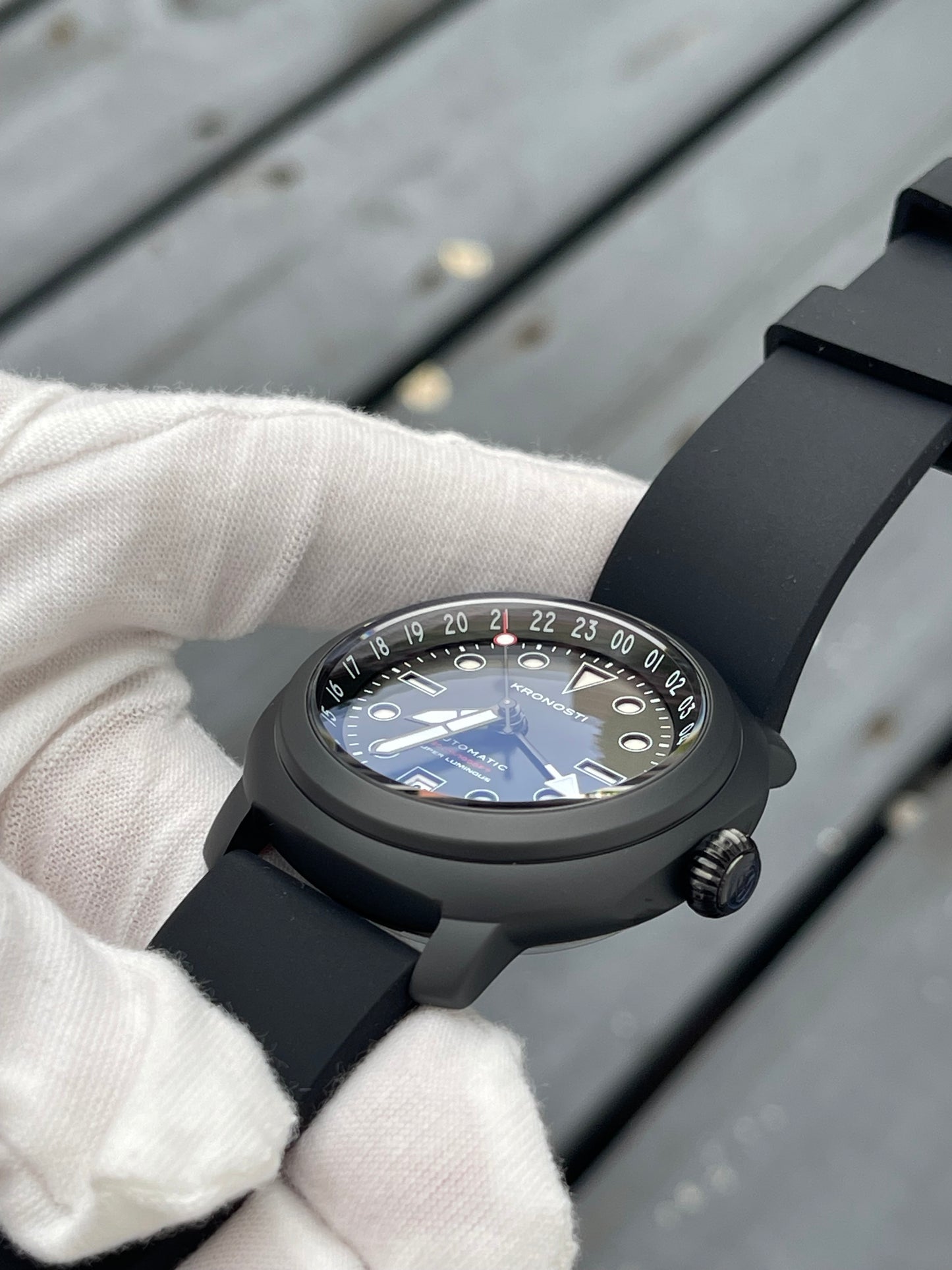 KRONOSTI Voyager Horizon – GMT Black Titanium