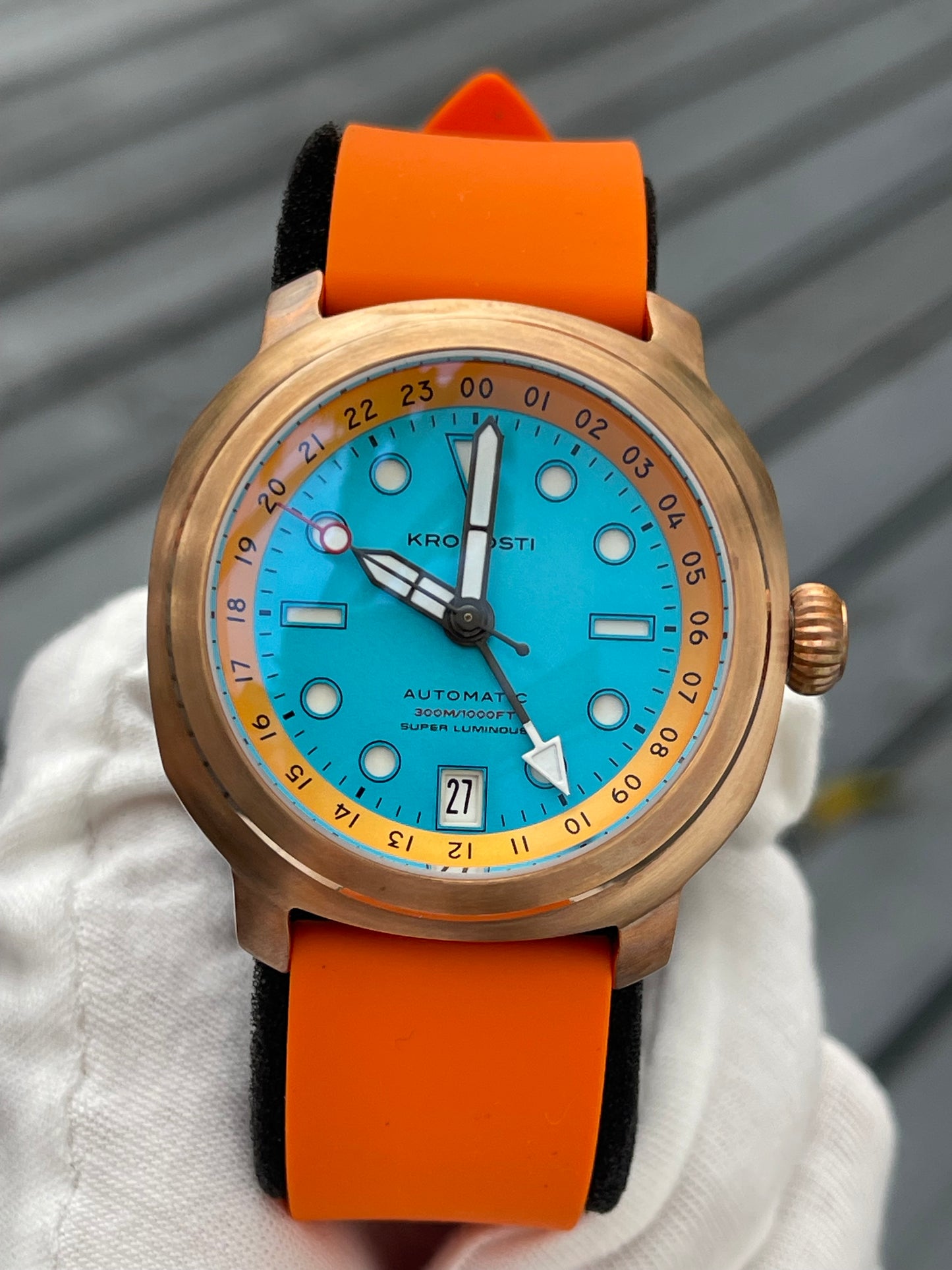 KRONOSTI Voyager Horizon – GMT Bronze