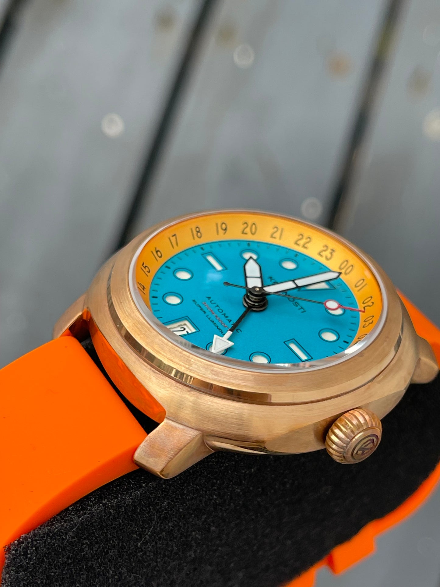 KRONOSTI Voyager Horizon – GMT Bronze