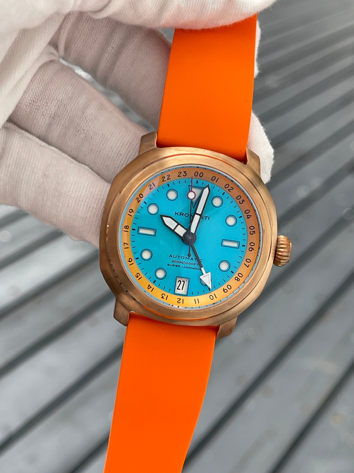 KRONOSTI Voyager Horizon – GMT Bronze