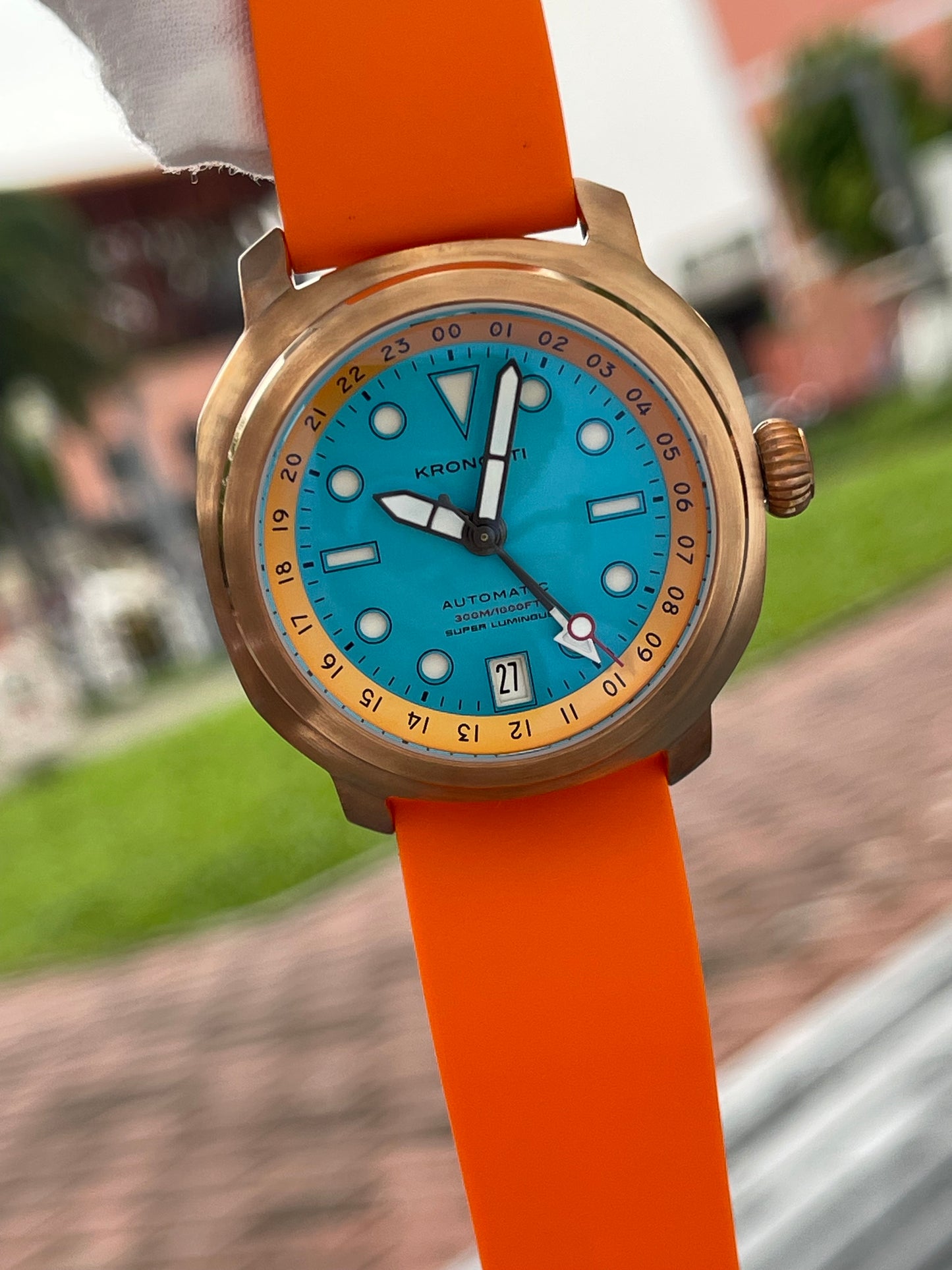 KRONOSTI Voyager Horizon – GMT Bronze