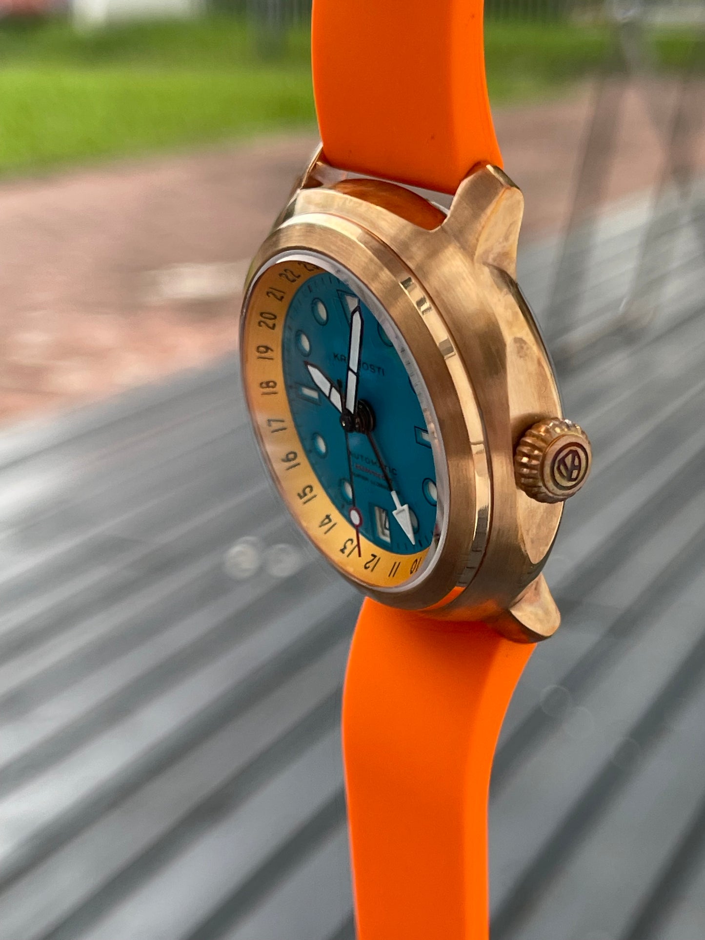 KRONOSTI Voyager Horizon – GMT Bronze