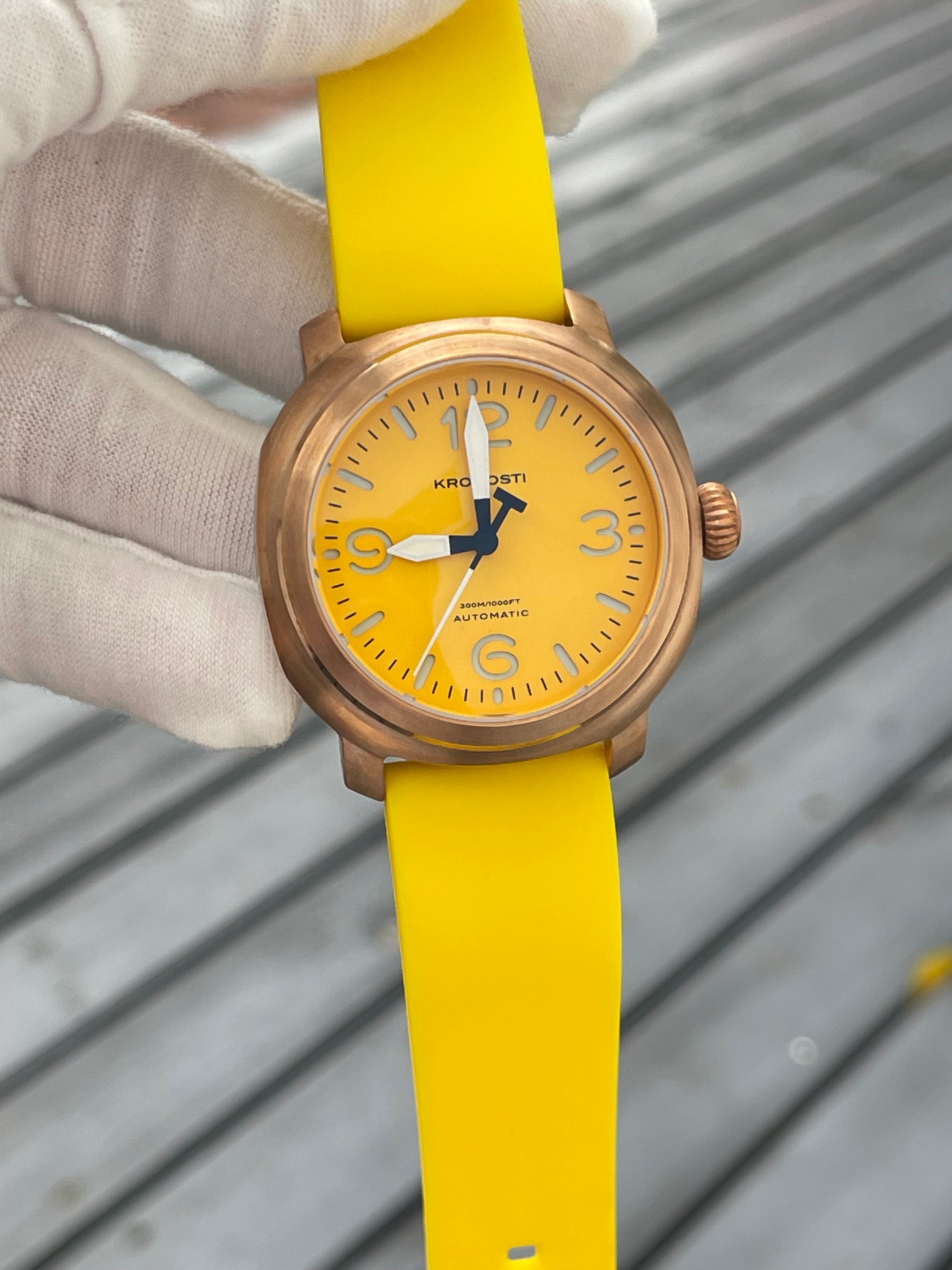 KRONOSTI Voyager Horizon – Three-Hand Bronze