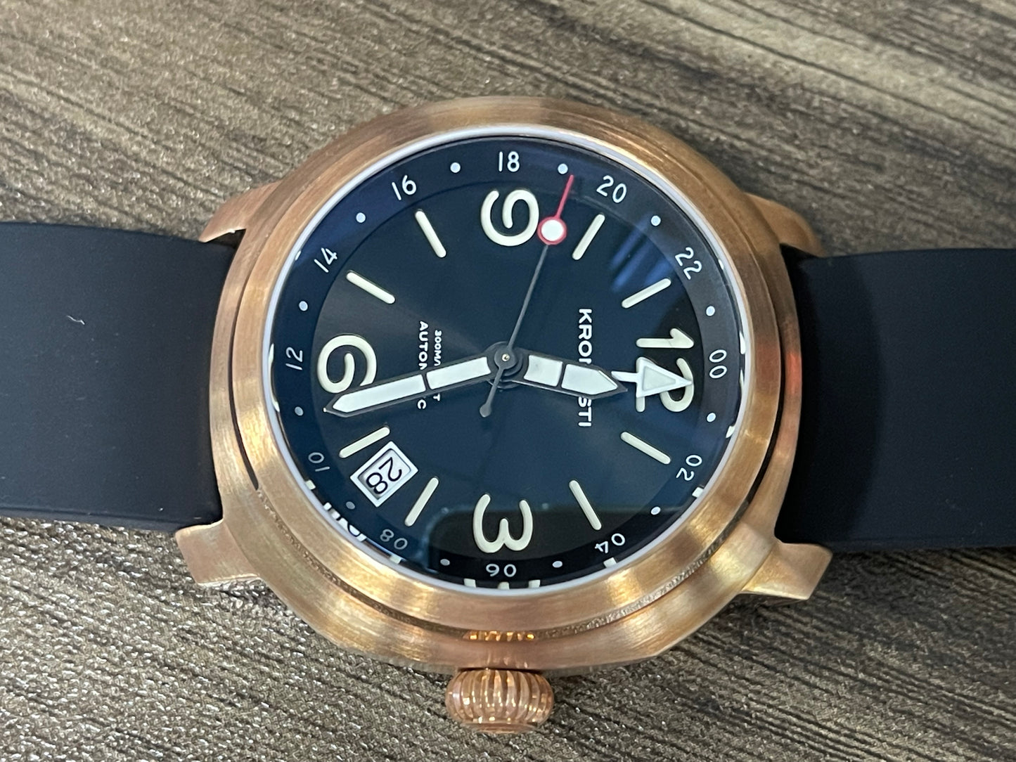 KRONOSTI Voyager Horizon – GMT Bronze