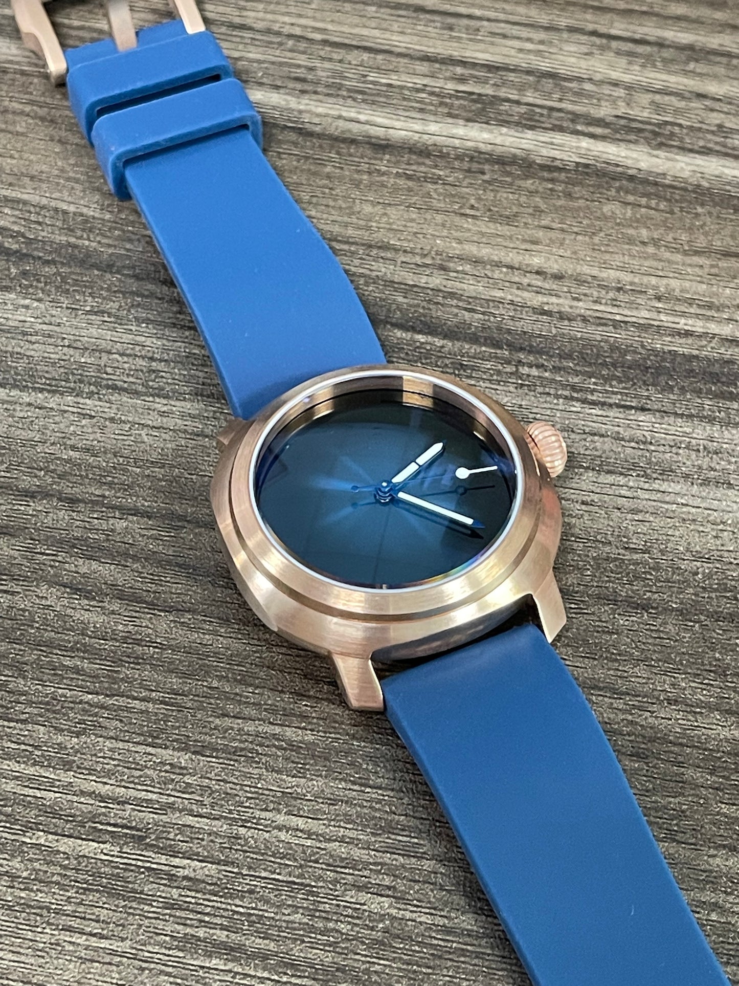 KRONOSTI Voyager Horizon – Three-Hand Bronze