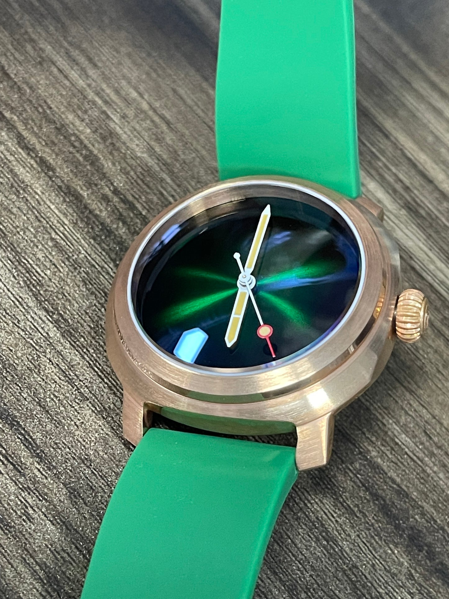 KRONOSTI Voyager Horizon – Three-Hand Bronze