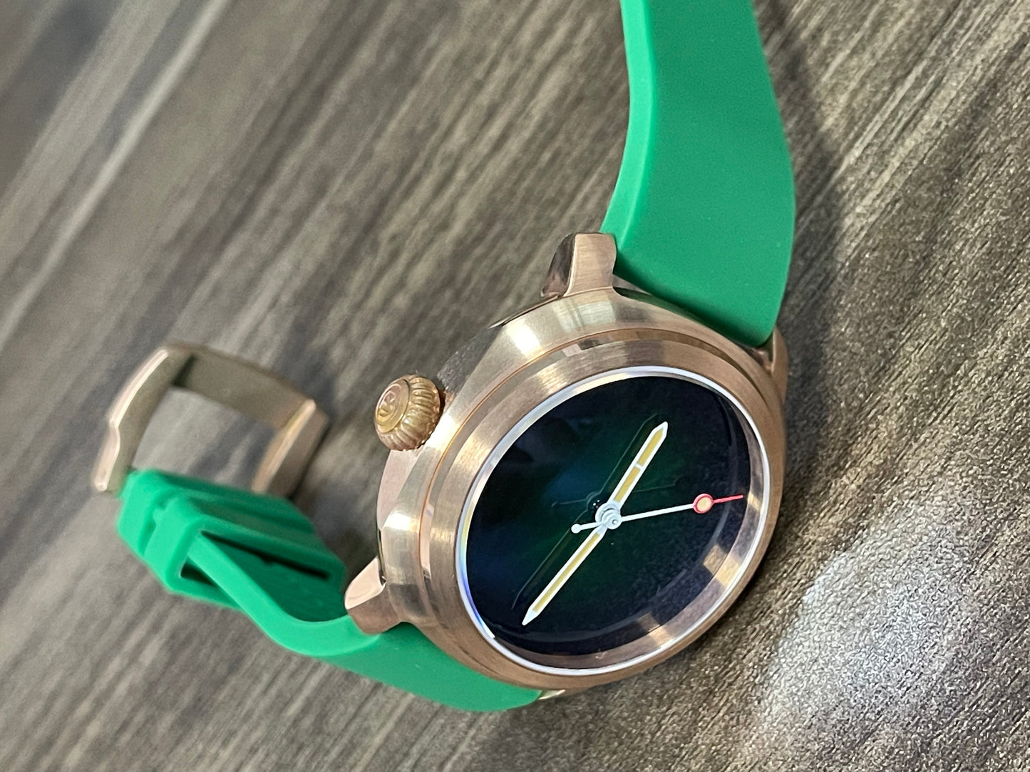 KRONOSTI Voyager Horizon – Three-Hand Bronze