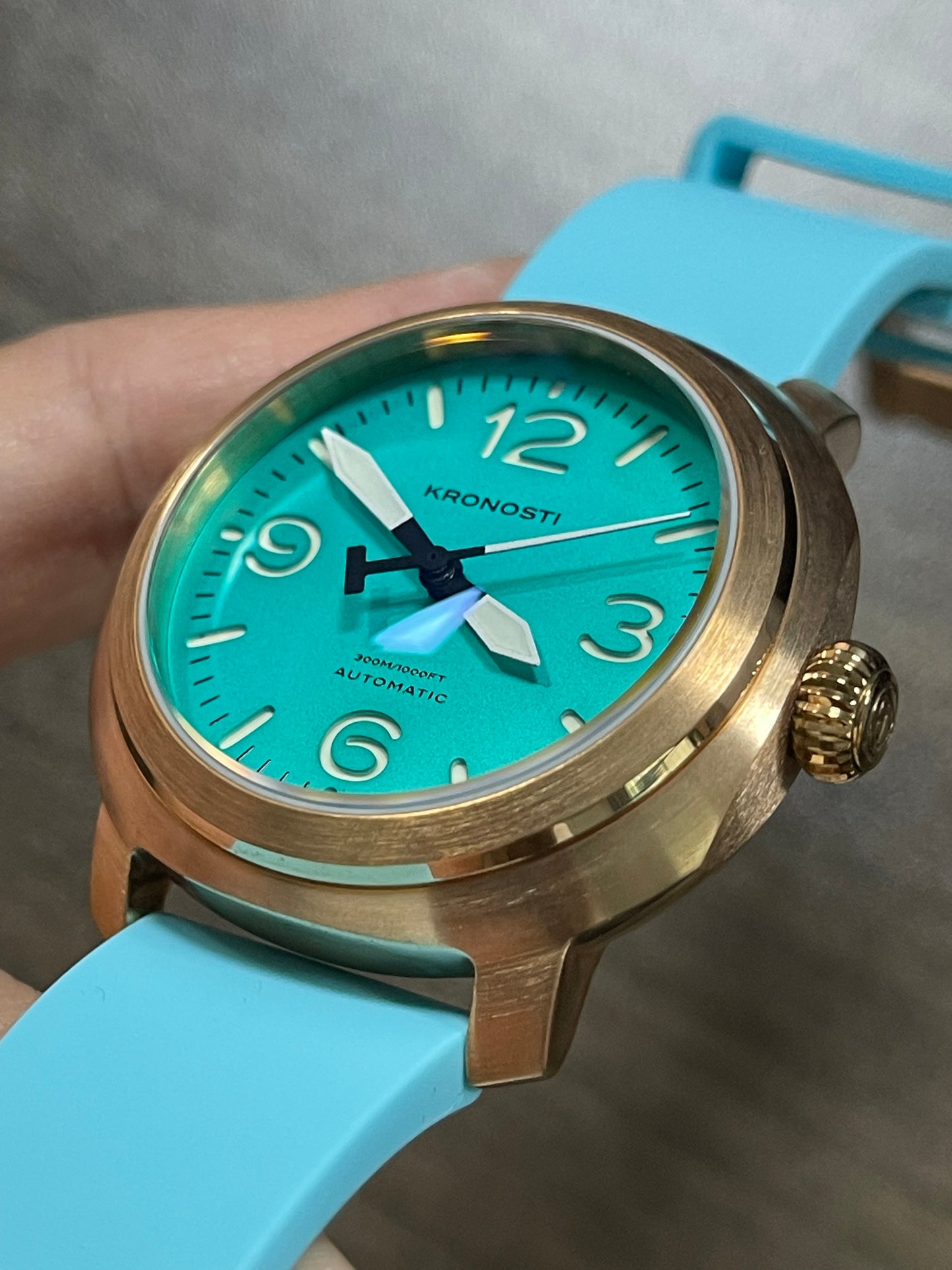 KRONOSTI Voyager Horizon – Three-Hand Bronze