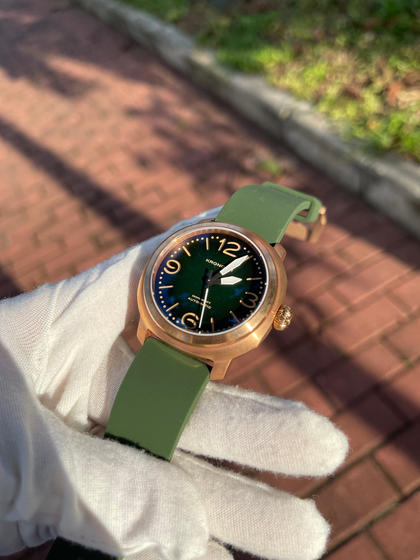 KRONOSTI Voyager Horizon – Three-Hand Bronze