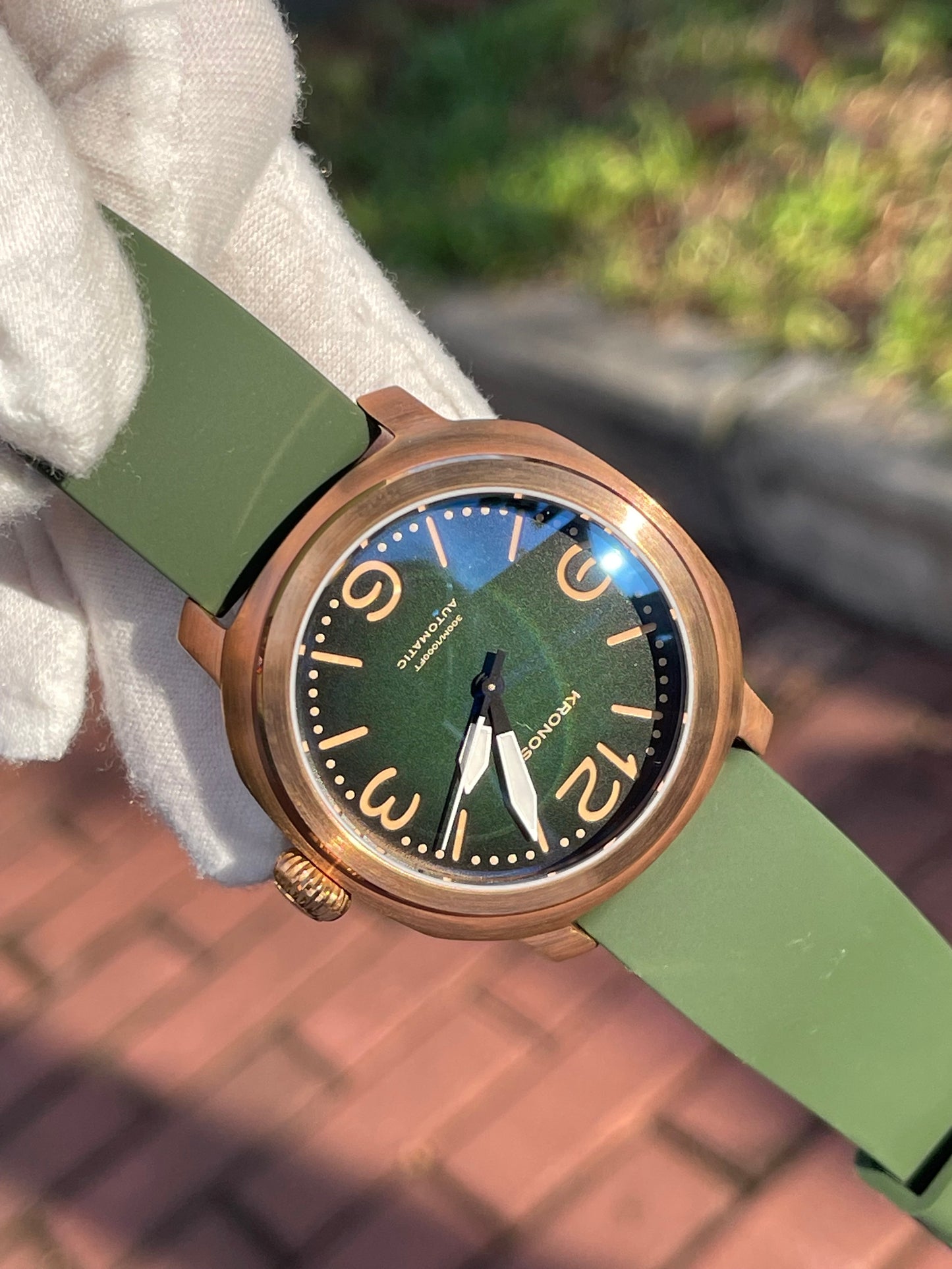 KRONOSTI Voyager Horizon – Three-Hand Bronze