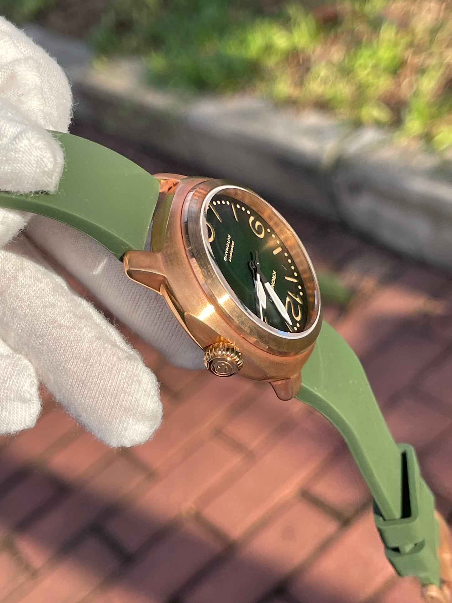 KRONOSTI Voyager Horizon – Three-Hand Bronze