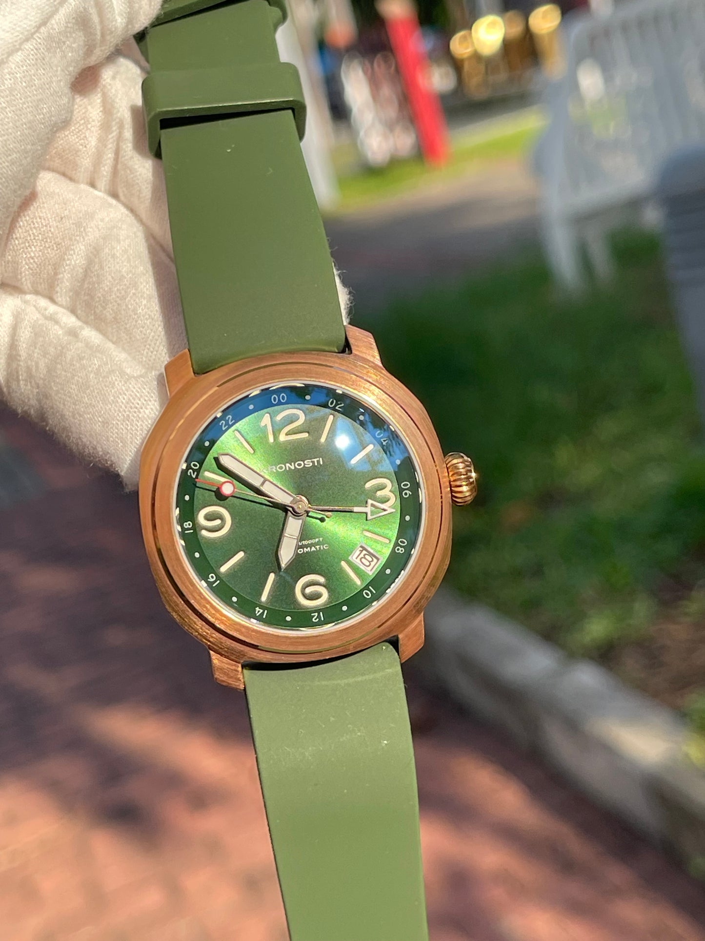 KRONOSTI Voyager Horizon – GMT Bronze