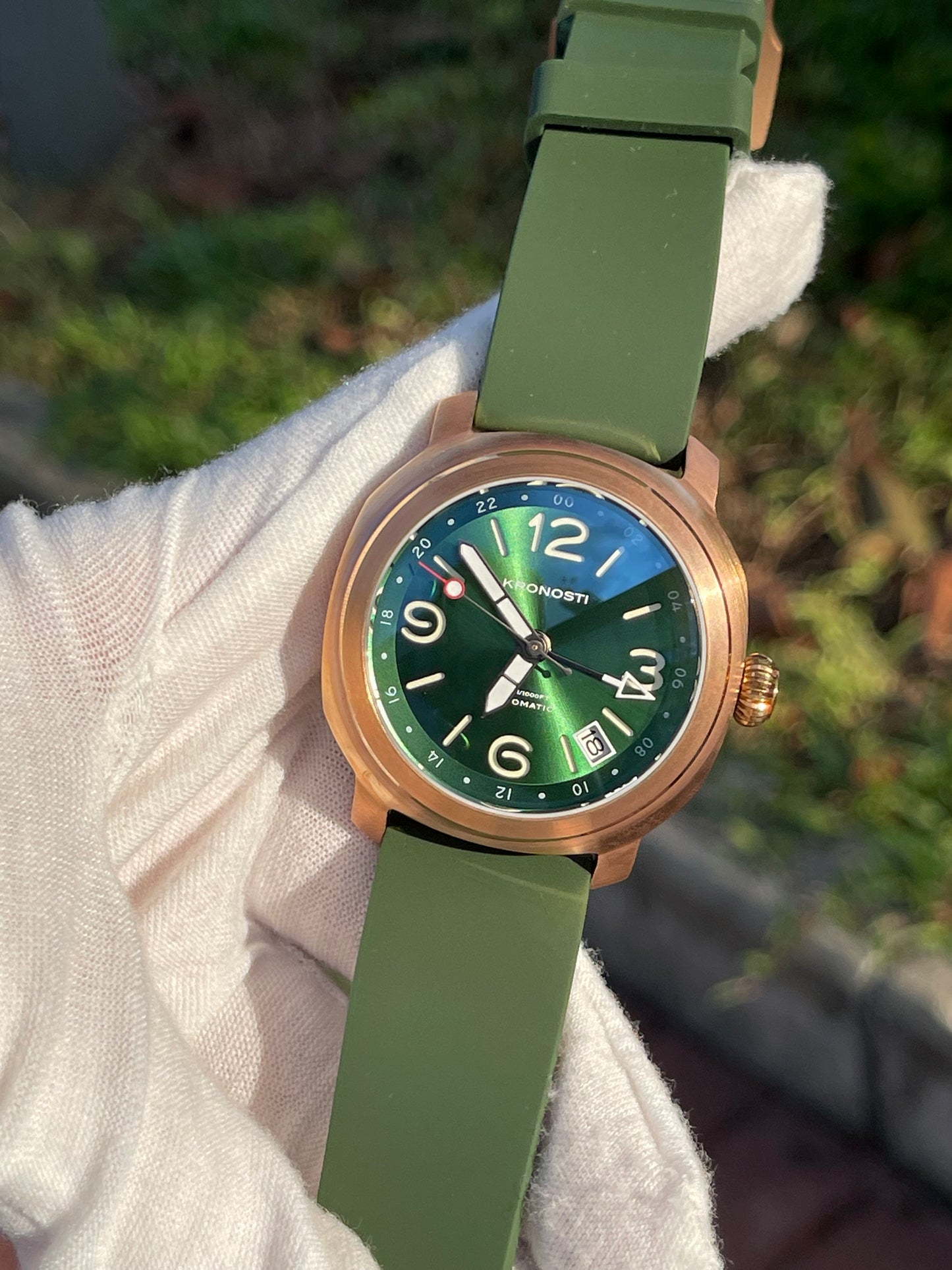 KRONOSTI Voyager Horizon – GMT Bronze