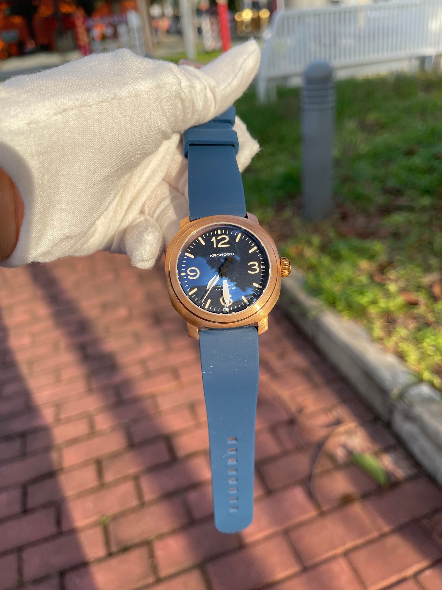 KRONOSTI Voyager Horizon – Three-Hand Bronze