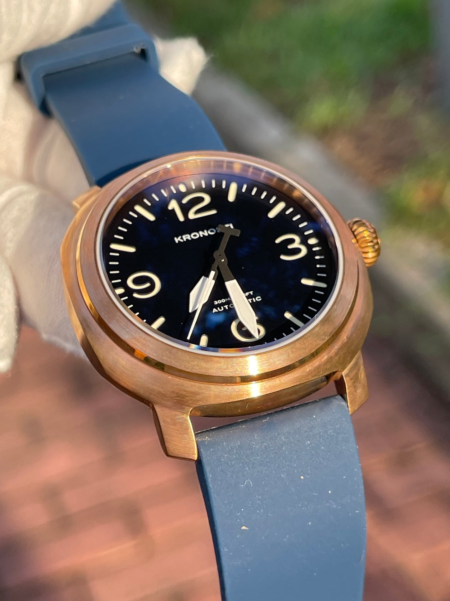 KRONOSTI Voyager Horizon – Three-Hand Bronze