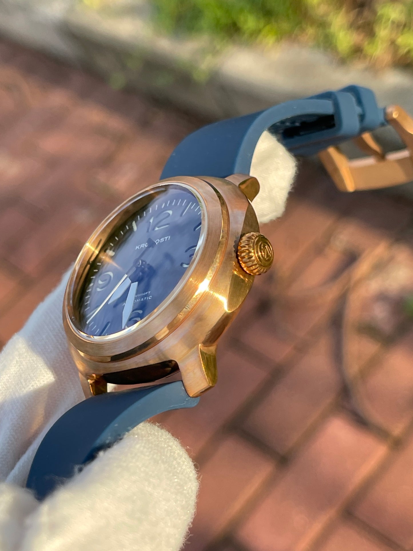 KRONOSTI Voyager Horizon – Three-Hand Bronze