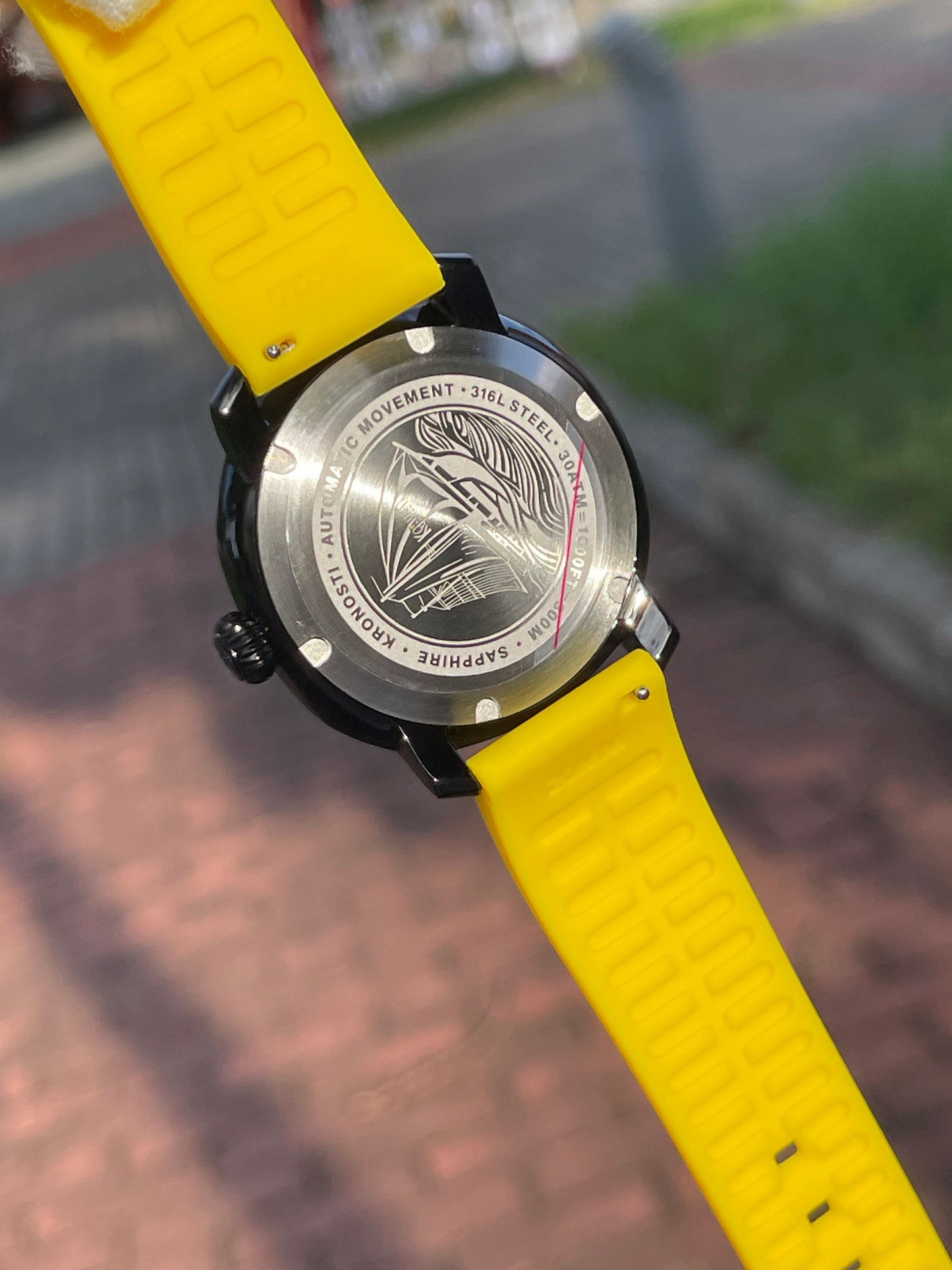 KRONOSTI Voyager Horizon – Three-Hand Black Titanium