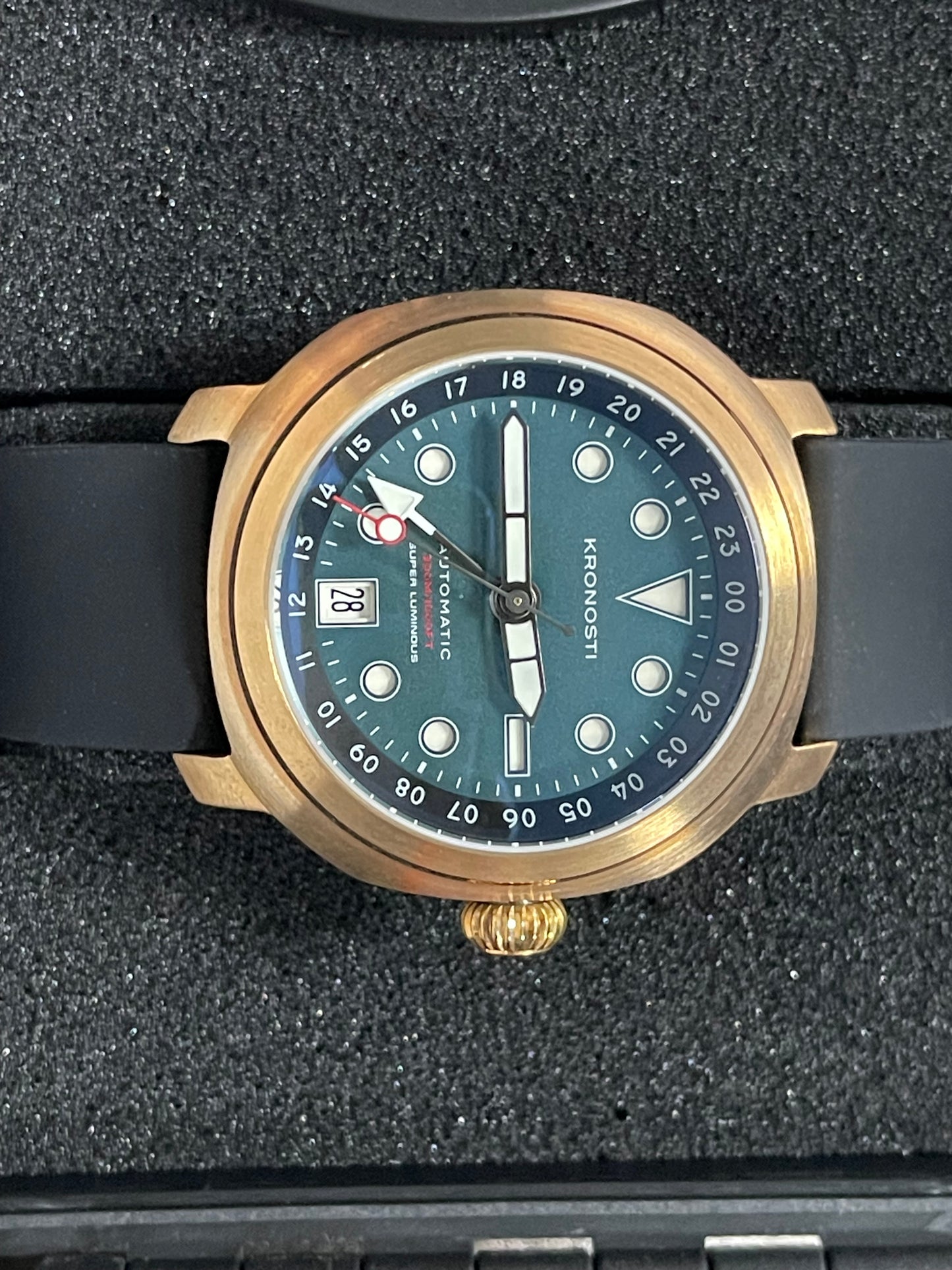 KRONOSTI Voyager Horizon – GMT Bronze