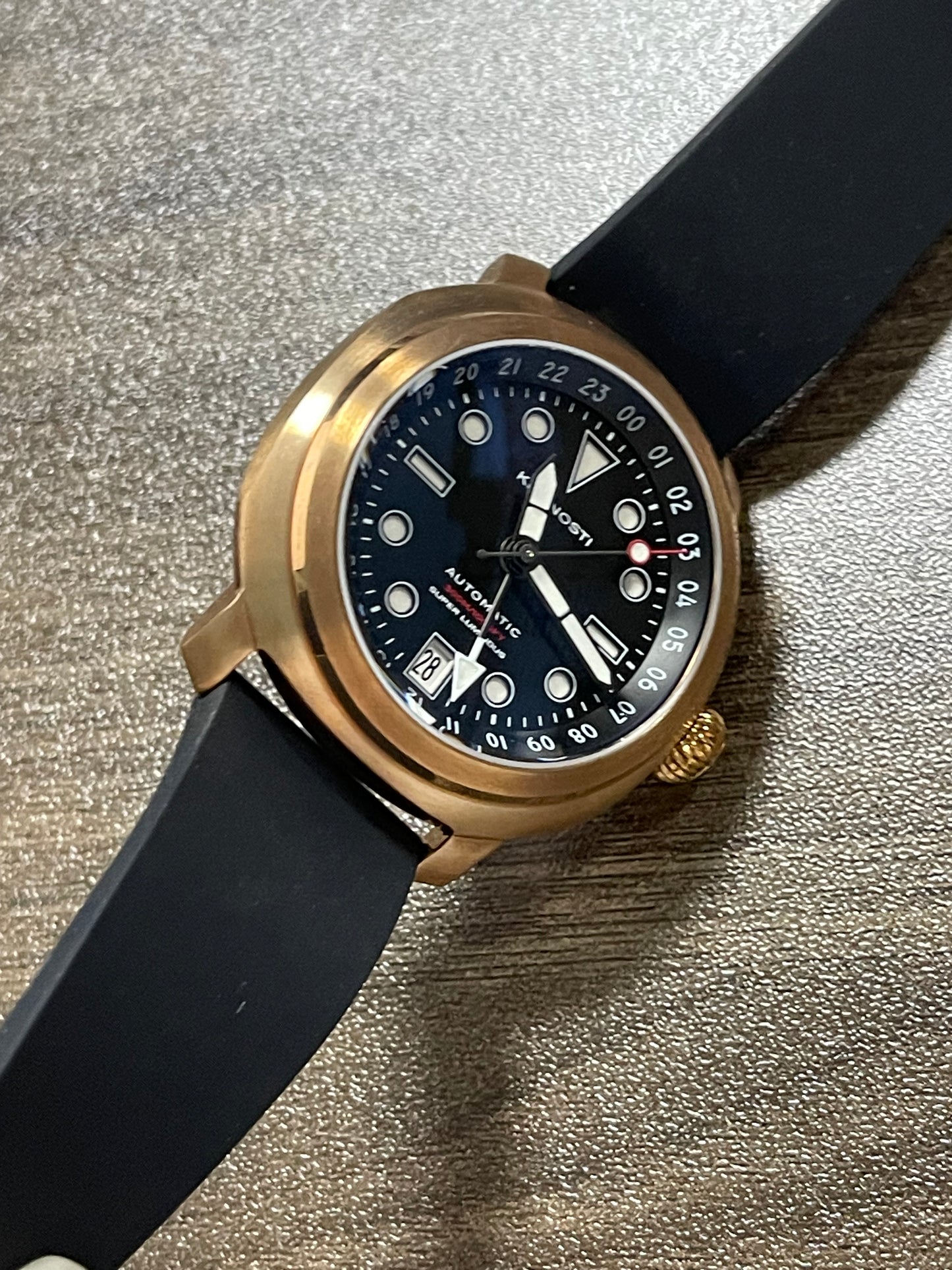 KRONOSTI Voyager Horizon – GMT Bronze
