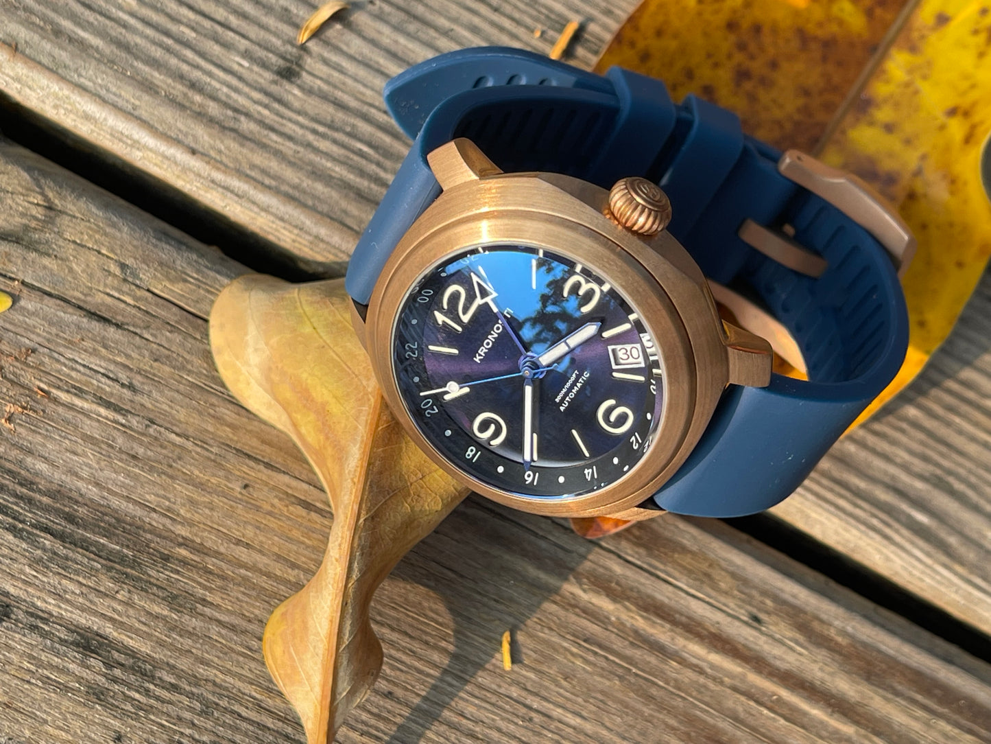 KRONOSTI Voyager Horizon – GMT Bronze