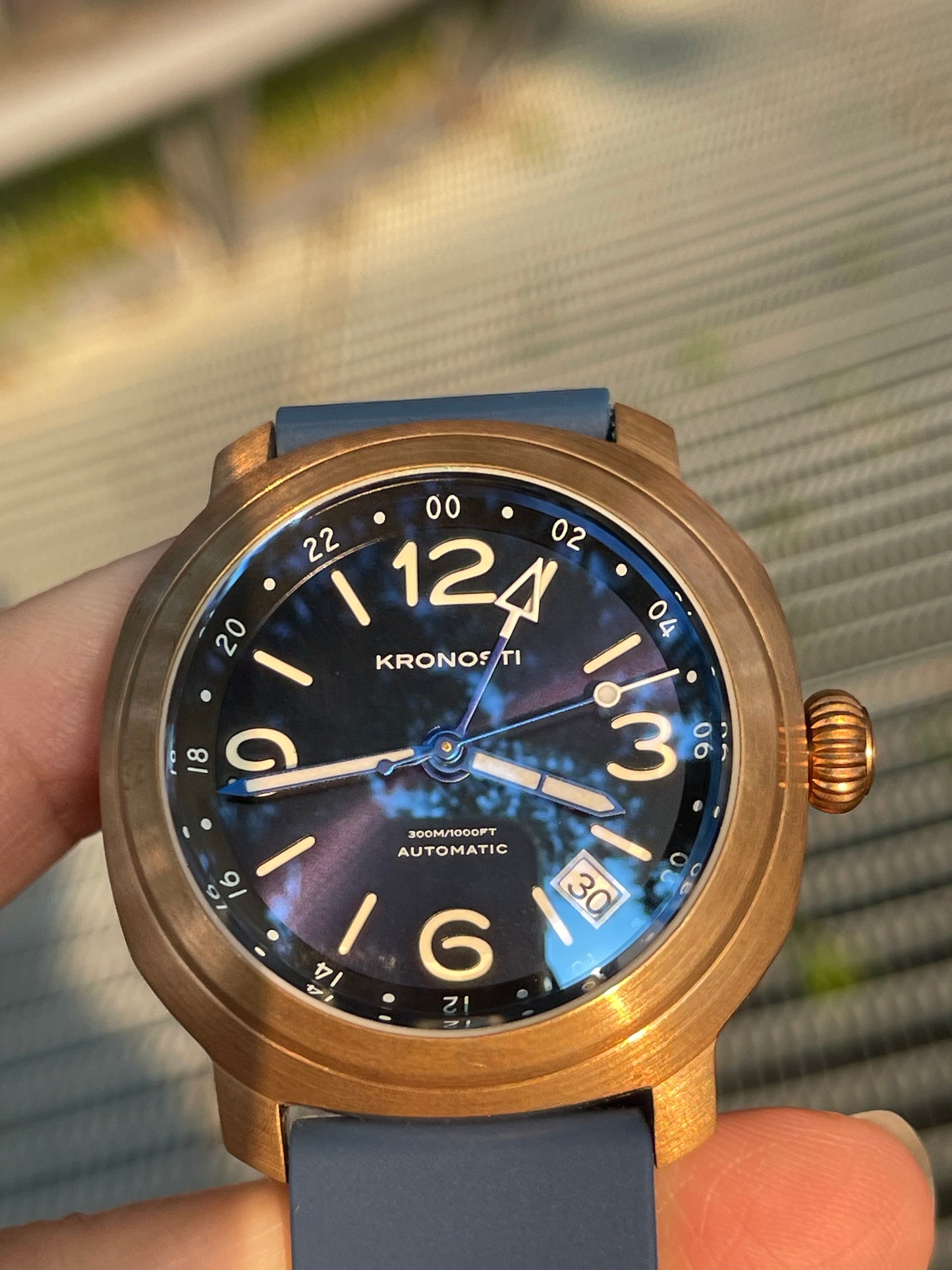 KRONOSTI Voyager Horizon – GMT Bronze