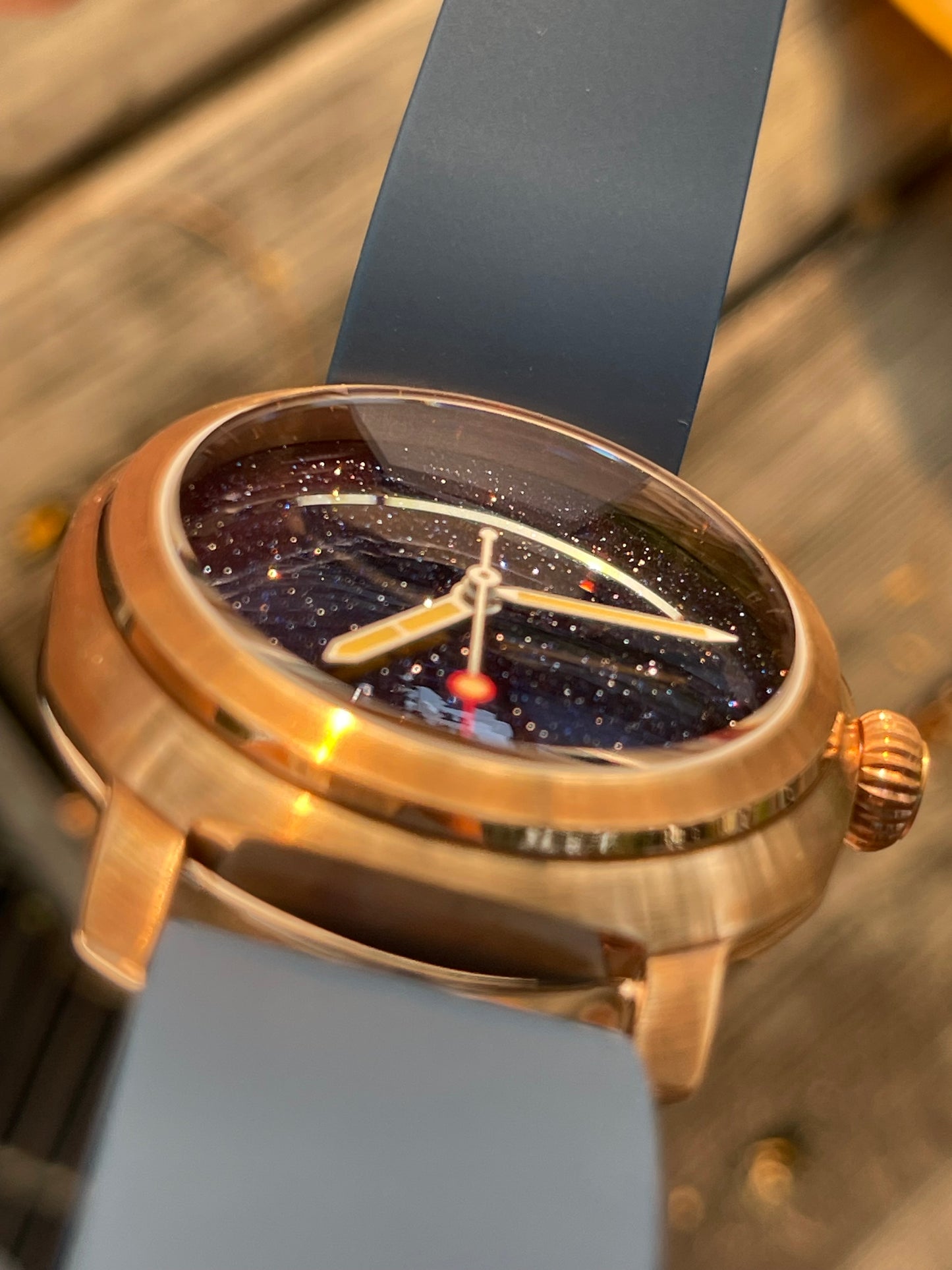 KRONOSTI Voyager Horizon – Three-Hand Bronze