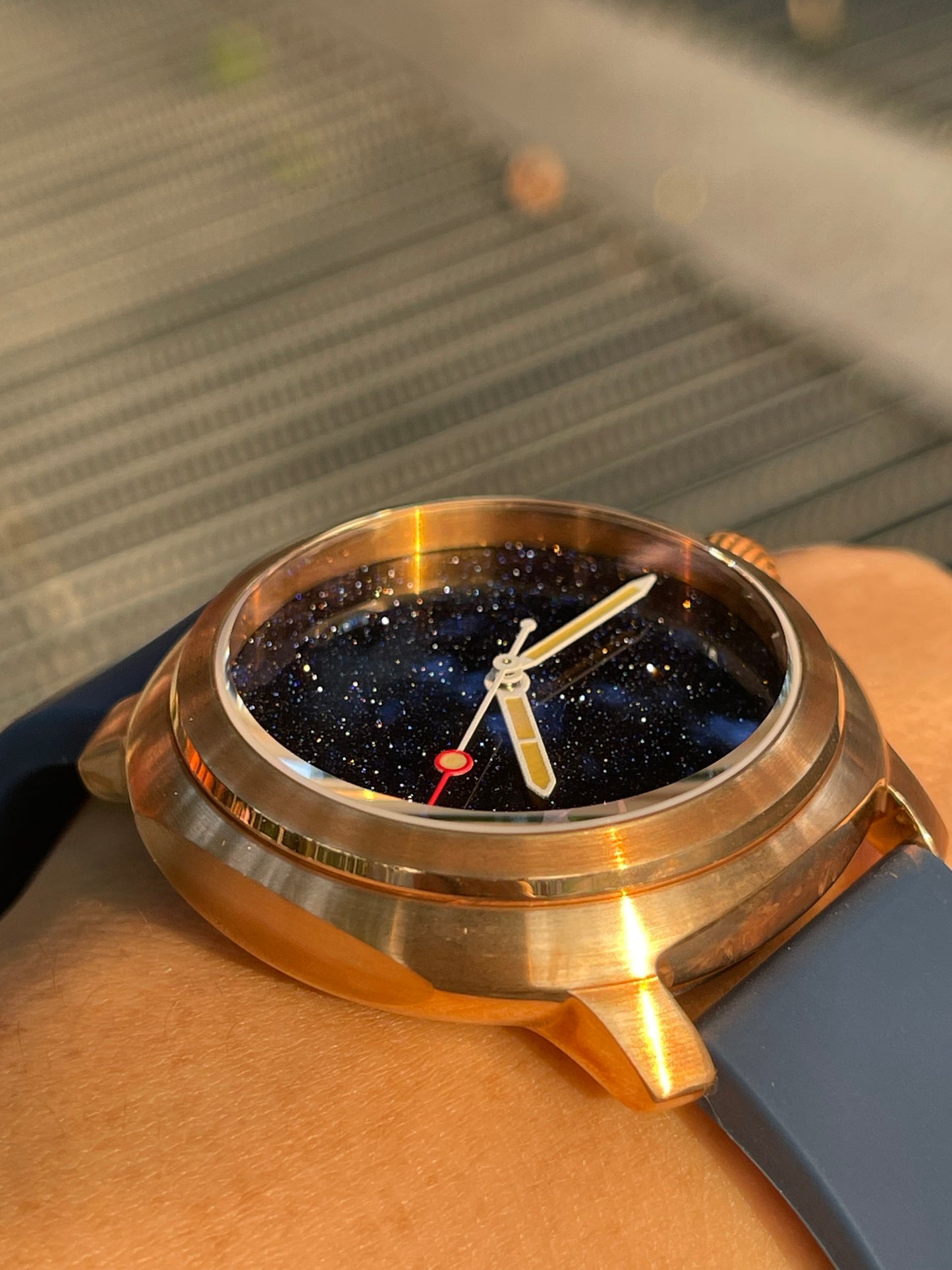 KRONOSTI Voyager Horizon – Three-Hand Bronze