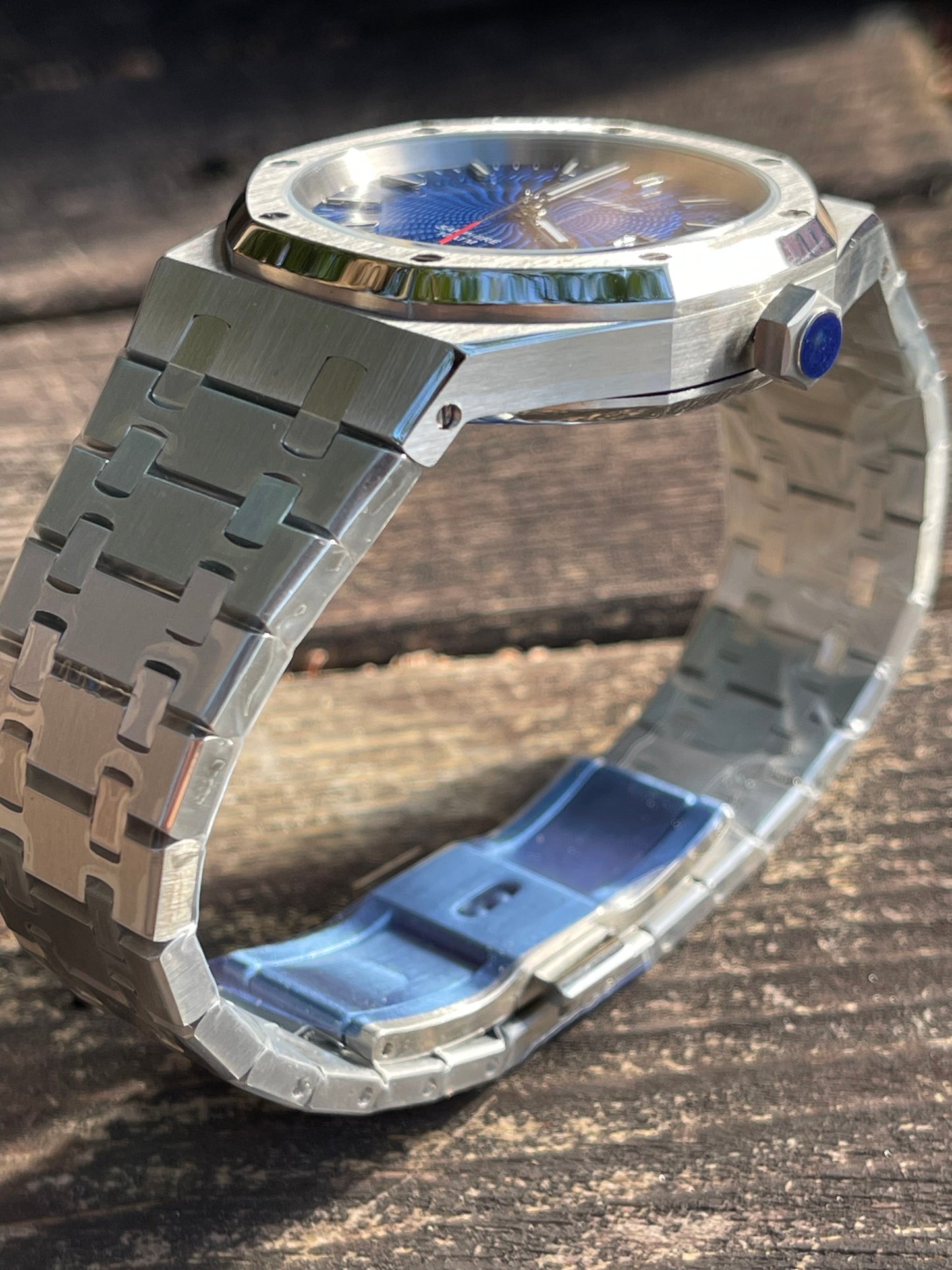 KRONOSTI Archive Quartz Watch – 40mm / 4 Colors Available